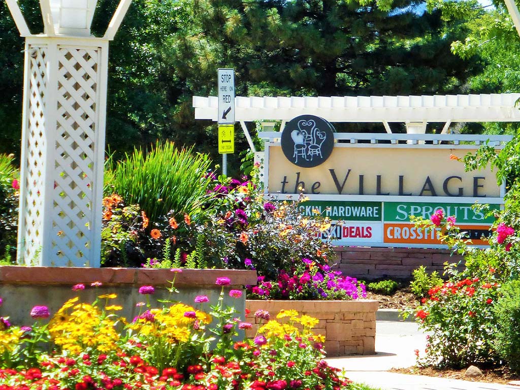 TVS_horz_0000s_0001_Village Shops Summer